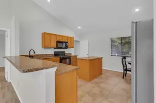3152 S Horizon Pl, Oviedo, FL 32765 - Photo 9