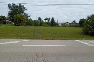 2915 Diplomat Pkwy W, Cape Coral, FL 33993 - Photo 1