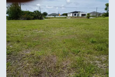 2915 Diplomat Parkway W, Cape Coral, FL 33993 - Photo 5