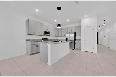 811 Richmond Estate Avenue, Haines City, FL 33844 - Photo 5