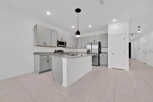 811 Richmond Est Ave, Haines City, FL 33844 - Photo 5