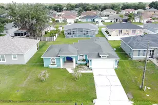 413 Flamingo Ct, Poinciana, FL 34759 - Photo 3