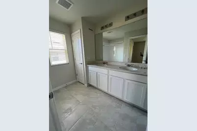 4569 Sparkling Shell Avenue, Kissimmee, FL 34746 - Photo 19
