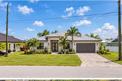 623 NE 7th Terrace, Cape Coral, FL 33909 - Photo 7