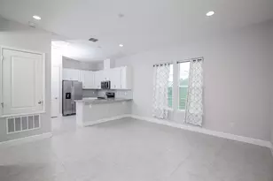 13825 Lippman Alley, Orlando, FL 32827 - Photo 7
