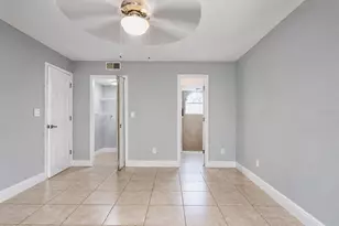 2739 N Poinciana Blvd, Kissimmee, FL 34746 - Photo 11