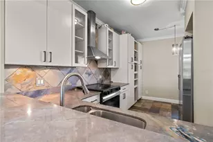 2664 Emerald Lake Ct, Kissimmee, FL 34744 - Photo 17