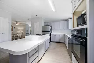 2679 Lake Grassmere Cir, Zellwood, FL 32798 - Photo 9