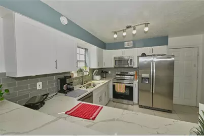 7305 Victoria Circle #202, Orlando, FL 32835 - Photo 29