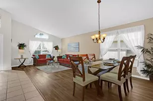 1438 Solana Cir, Davenport, FL 33897 - Photo 5