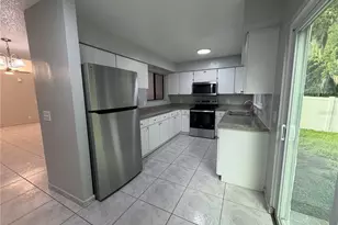4126 Gulfstream Bay Ct, Orlando, FL 32822 - Photo 9