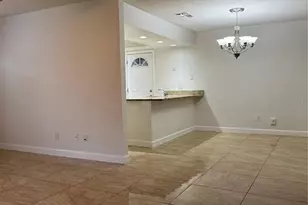 10508 Linger Ln, Orlando, FL 32821 - Photo 13