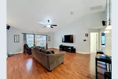 1123 Lakeview Oaks Drive, Minneola, FL 34715 - Photo 9