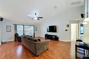 1123 Lakeview Oaks Dr, Minneola, FL 34715 - Photo 9
