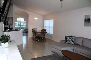 1068 Lake Berkley Dr, Kissimmee, FL 34746 - Photo 15