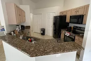 1068 Lake Berkley Dr, Kissimmee, FL 34746 - Photo 11