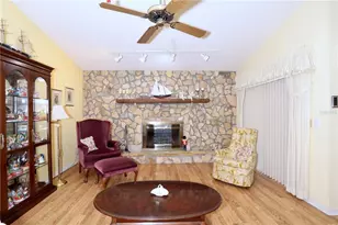 1781 King Charles Dr, Kissimmee, FL 34744 - Photo 15