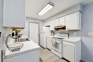910 NE 45th St, Ocala, FL 34479 - Photo 13
