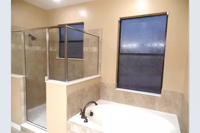 3240 Pineapple Isle Drive, Kissimmee, FL 34746 - Photo 21