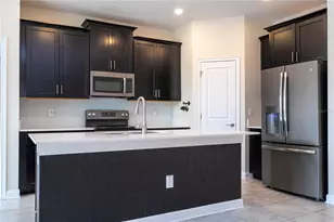 3043 Beaver Creek Dr, Kissimmee, FL 34746 - Photo 9