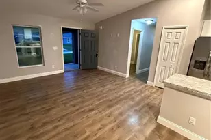 619 Hickory Ave, Orange City, FL 32763 - Photo 9