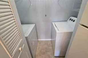 1077 S Hiawassee Rd, Orlando, FL 32835 - Photo 21