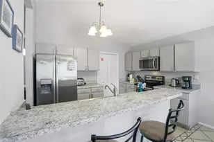 562 Bailey Cir, Davenport, FL 33897 - Photo 15