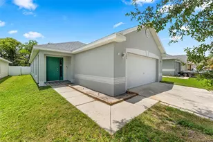 205 Owenshire Cir, Kissimmee, FL 34744 - Photo 3