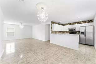 205 Owenshire Cir, Kissimmee, FL 34744 - Photo 9