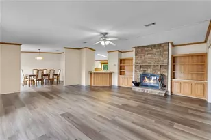 410 Lagoon Ct, Kenansville, FL 34739 - Photo 3