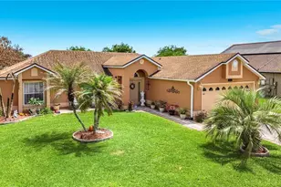 2842 Berkshire Cir, Kissimmee, FL 34743 - Photo 1