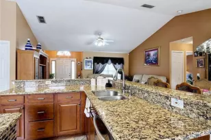2842 Berkshire Cir, Kissimmee, FL 34743 - Photo 19