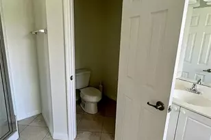 2884 Club Cortile Cir, Kissimmee, FL 34746 - Photo 3
