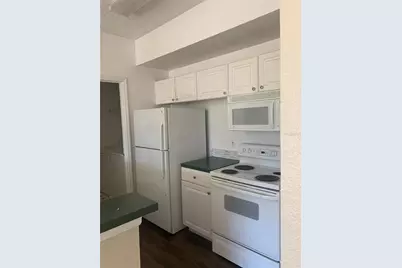 5578 Metrowest #206, Orlando, FL 32811 - Photo 3