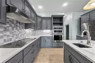 6027 Lake Lizzie Dr, Saint Cloud, FL 34771 - Photo 19