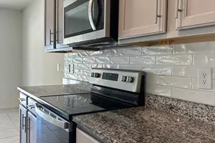 5287 Bracks Landing Dr, Saint Cloud, FL 34771 - Photo 5