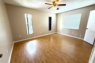 729 Hummingbird Ln, Orlando, FL 32825 - Photo 7