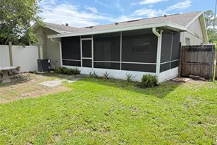 729 Hummingbird Ln, Orlando, FL 32825 - Photo 9