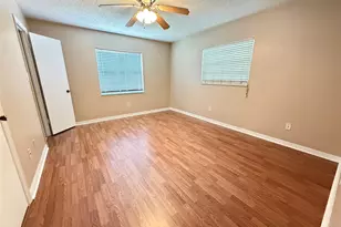 729 Hummingbird Ln, Orlando, FL 32825 - Photo 5