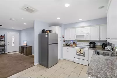 15246 Sable Drive, Groveland, FL 34736 - Photo 9