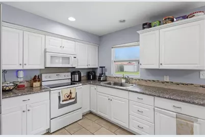 15246 Sable Avenue, Groveland, FL 34736 - Photo 17