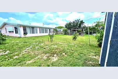 229 Raymond Avenue, Frostproof, FL 33843 - Photo 15
