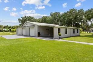 1960 Harbor Rd, Kissimmee, FL 34746 - Photo 9