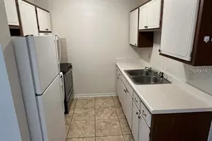 107 Perkins St, Leesburg, FL 34748 - Photo 3