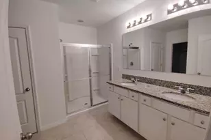 2487 White Lilly Dr, Kissimmee, FL 34747 - Photo 11