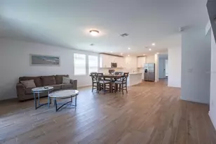 4551 Pickerel Weed Wy, Saint Cloud, FL 34772 - Photo 5