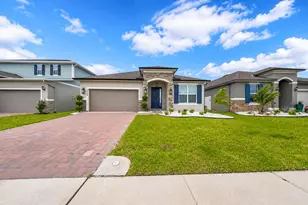 5824 Springer St, Saint Cloud, FL 34771 - Photo 1