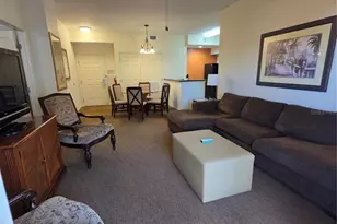 8101 Resort Village Dr, Orlando, FL 32821 - Photo 5