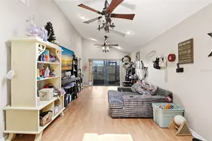 1281 Crossfield Dr, Apopka, FL 32703 - Photo 3