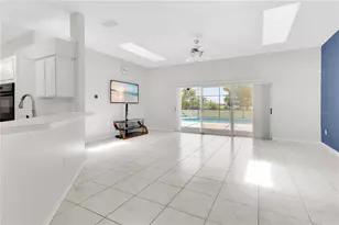 2675 Hilliard Ct, Kissimmee, FL 34744 - Photo 11